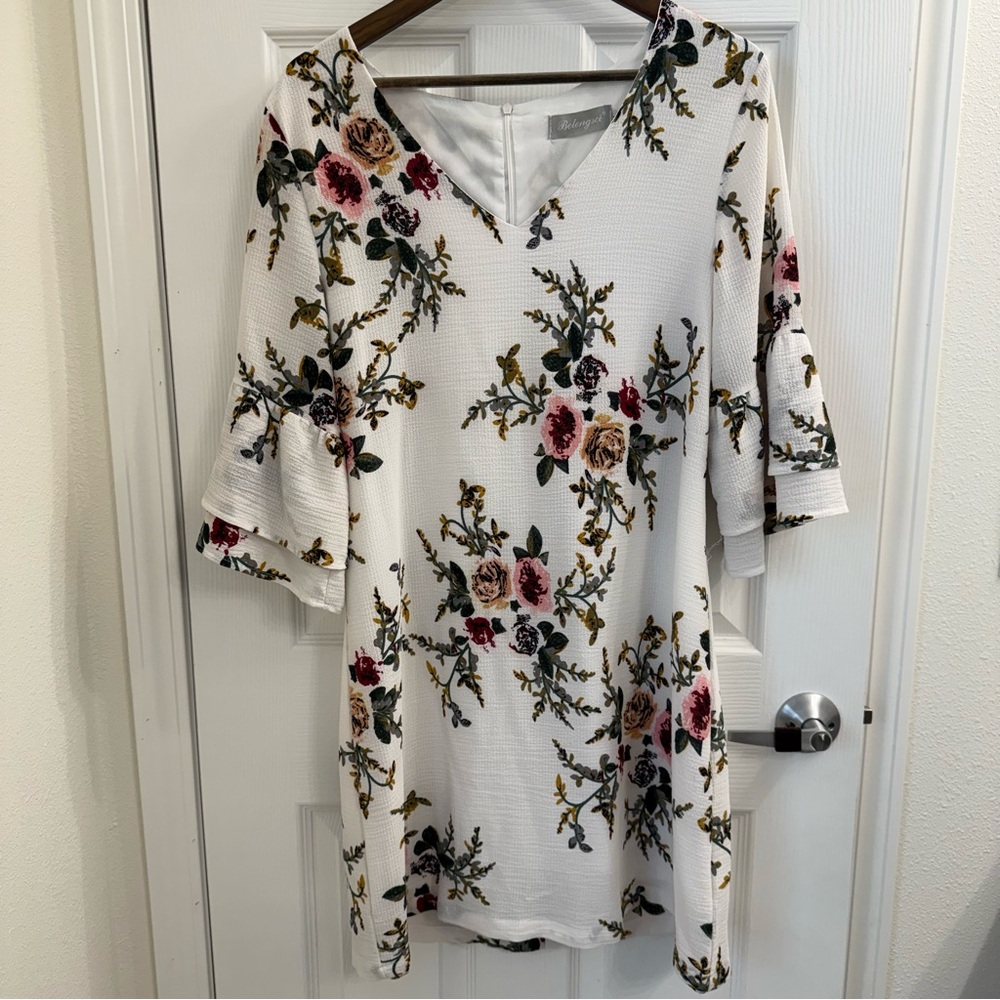 Women’s Floral V-Neck Dress with 3/4 Bell Sleeves